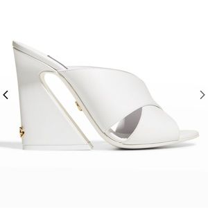 Dolce & Gabbana Leather mules